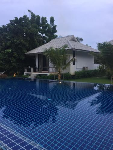 Bulan Villa rayong — 4-Star Luxury Hotel in Rayong, Thailand