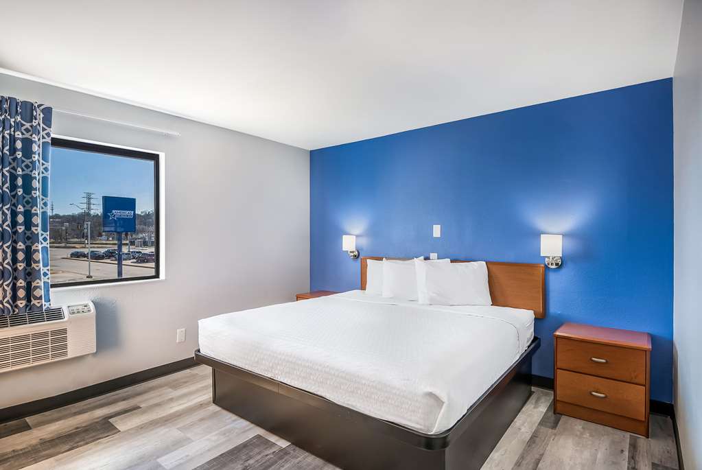 Americas Best Value Inn East Peoria - photo 19