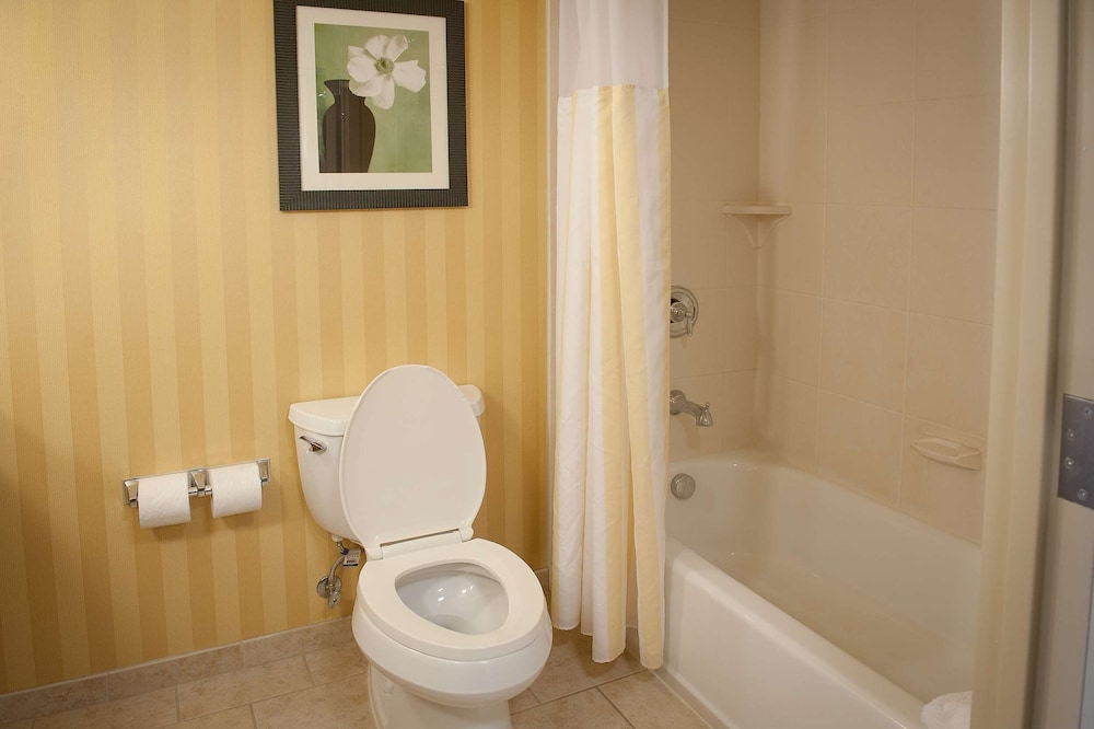 Hilton Garden Inn Pensacola Airport Medical Center - photo 33