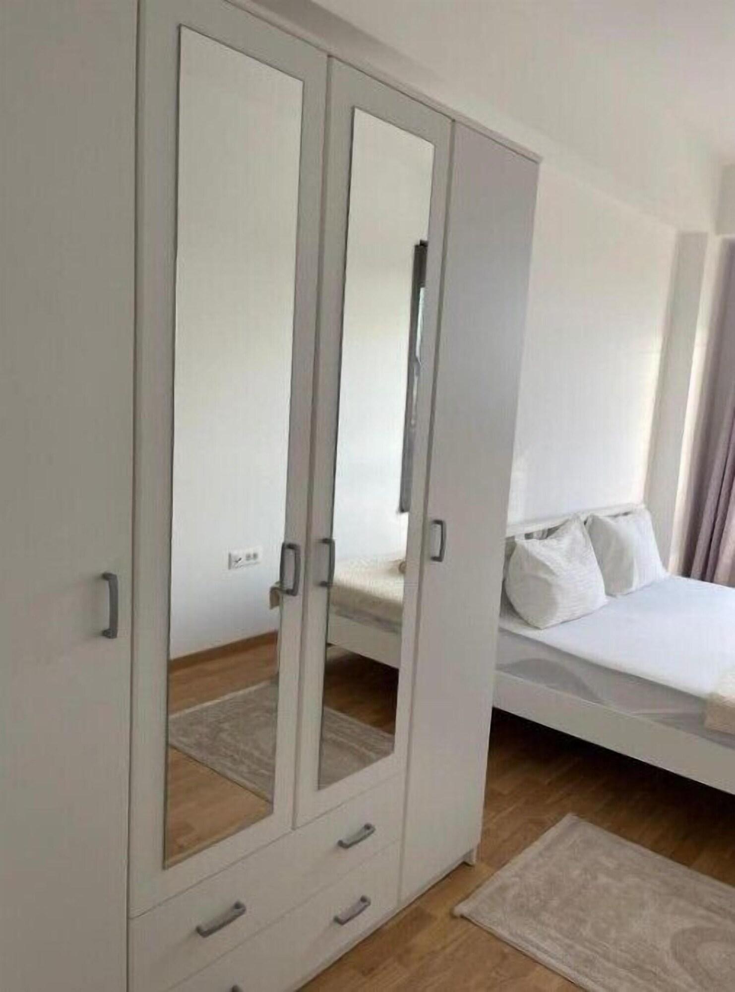Skopje City VIew — 4-Star Luxury Hotel in Skopje, Republic of Macedonia