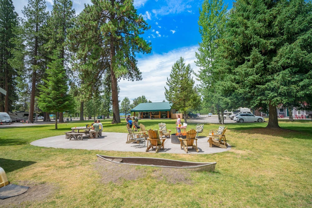 Crater Lake Resort - photo 102