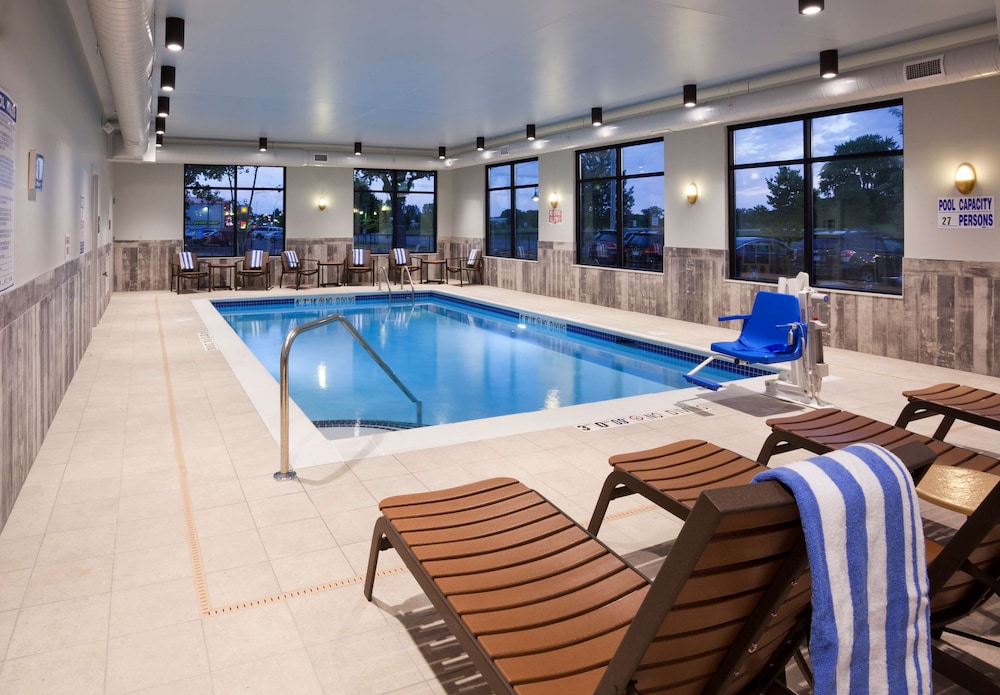 Hampton Inn Spicer Green Lake - photo 18