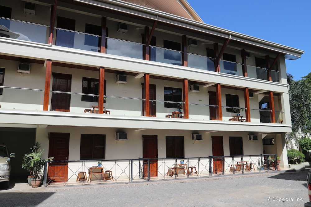 La Esperanza Hotel - carbon neutral hotel in Kalibo (Poblacion)
