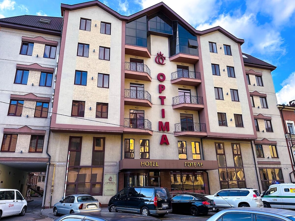 Optima Collection Troitska in Dnipro, Ukraine