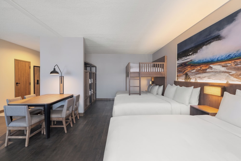 Starlite Yellowstone Tapestry Collection by Hilton - photo 7