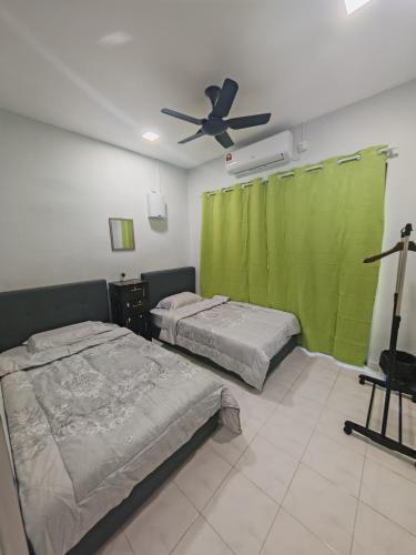 MixxHome Seremban 2 Two Single Beds Share Bathroom in Seremban, Malaysia