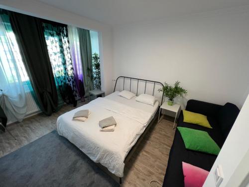 Green Apartment 124 — 4-Star Luxury Hotel in Bucharest, Romania