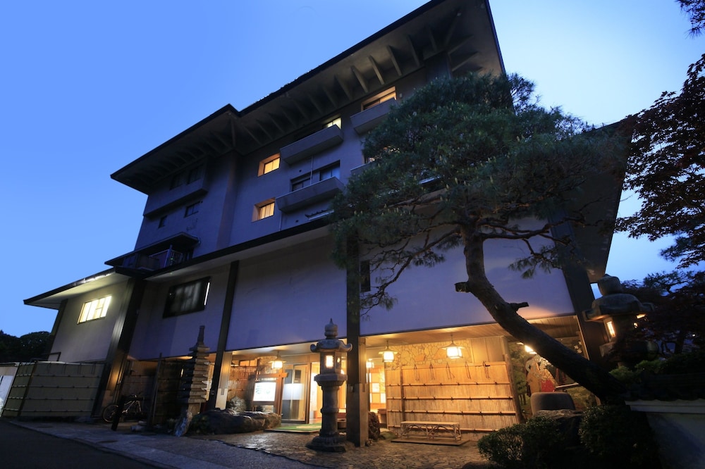 Yugawara Onsen Mirakutei Mimasuya — hotel in Yugawara