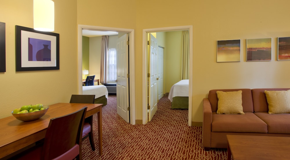 Hawthorn Extended Stay by Wyndham Cincinnati NE Mason - photo 2