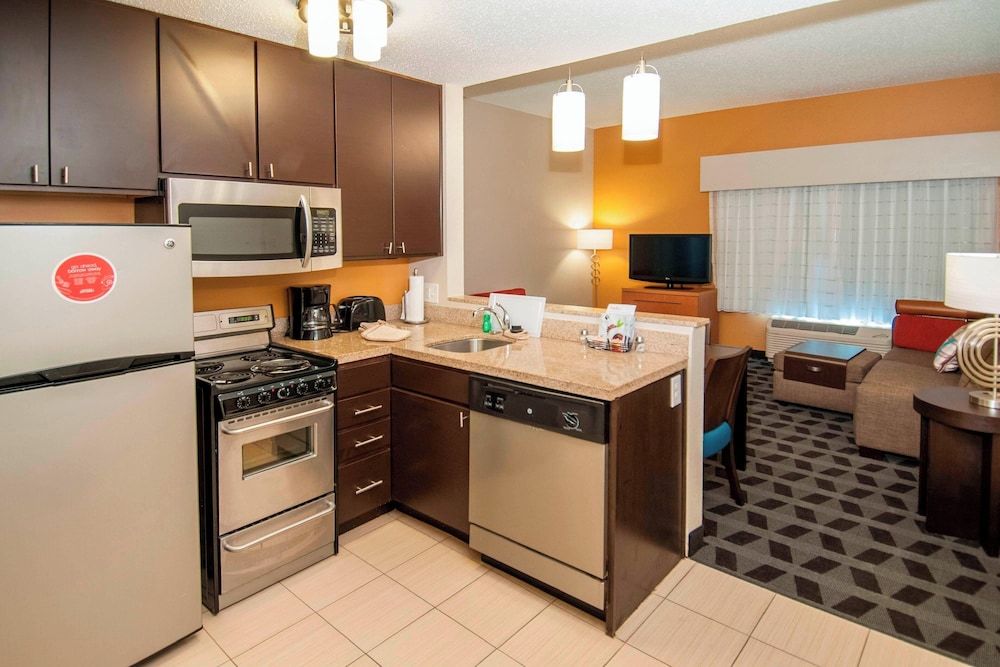 TownePlace Suites by Marriott Baton Rouge Gonzales - photo 2