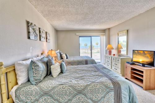La Coquina 102 — 4-Star Luxury Hotel in Saint Pete Beach, United States