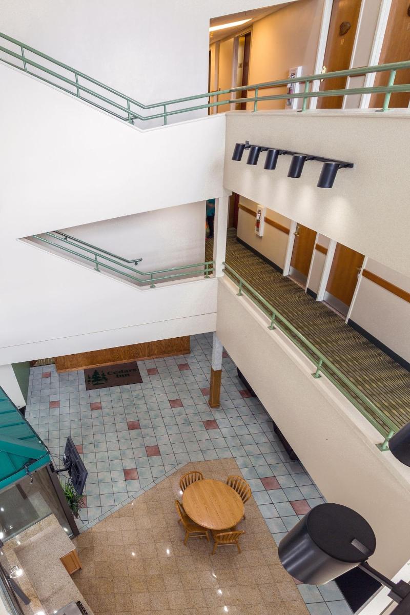 Cedars Inn - photo 21