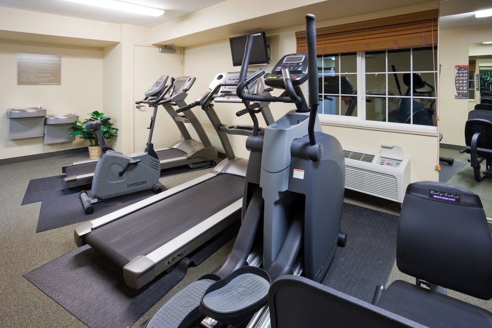 Candlewood Suites Milwaukee Brown Deer by IHG - photo 18