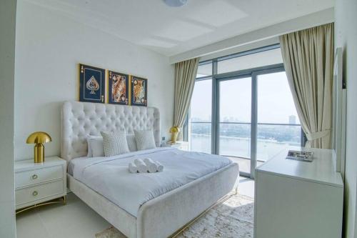 Maison Privee Exclusive Apt W Unmatched Dubai Marina Vistas — 4-Star Luxury Hotel in Dubai, United Arab Emirates