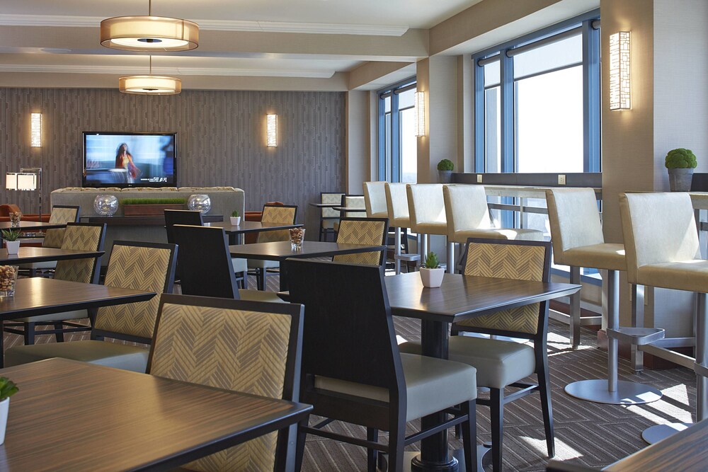Marriott Milwaukee West - photo 40