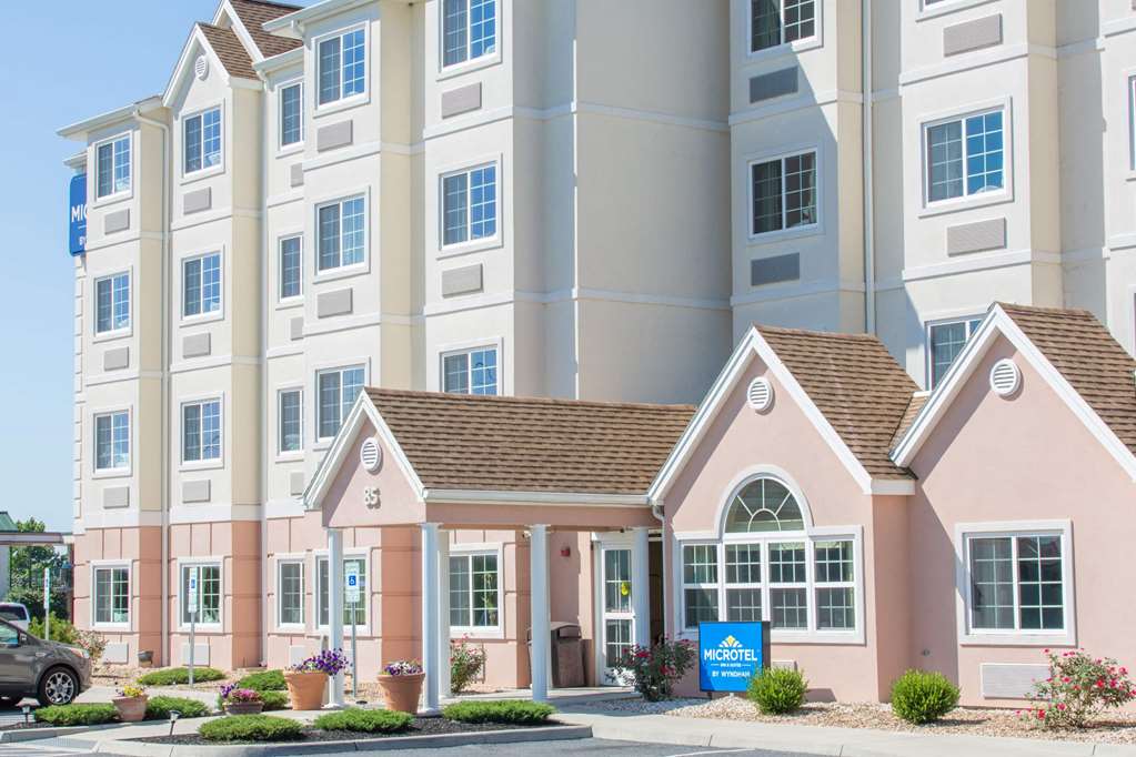 Microtel Inn & Suites by Wyndham Harrisonburg - featured photo