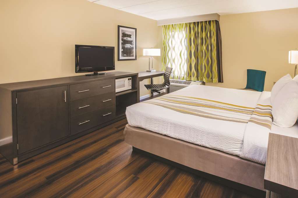 Spark by Hilton Waldorf - photo 57
