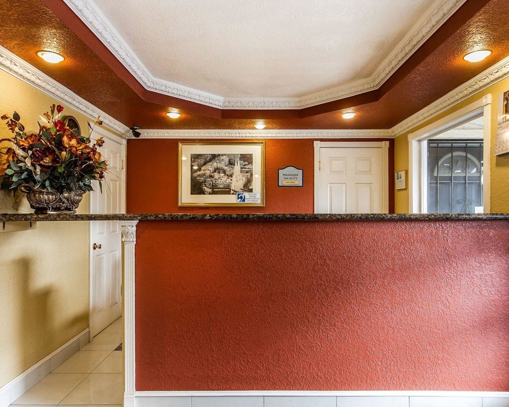Sycamore Inn - photo 4