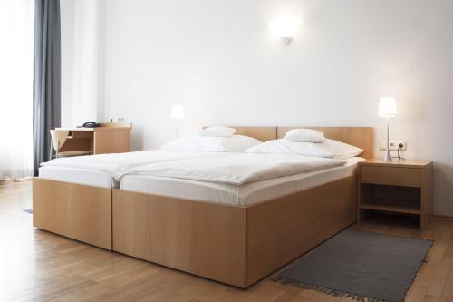 Hotel zum Scheppen Eck — Wiesbaden — photo 4