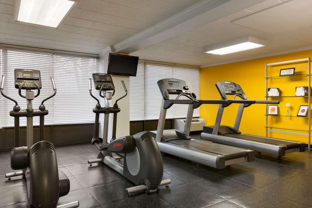 Park Inn by Radisson Sharon - photo 20