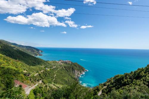 Maison Michelle Homy 5 Terre — 4-Star Luxury Hotel in Vernazza, Italy