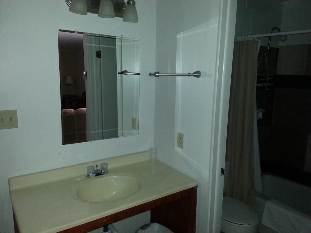 Autumn's Inn - photo 29
