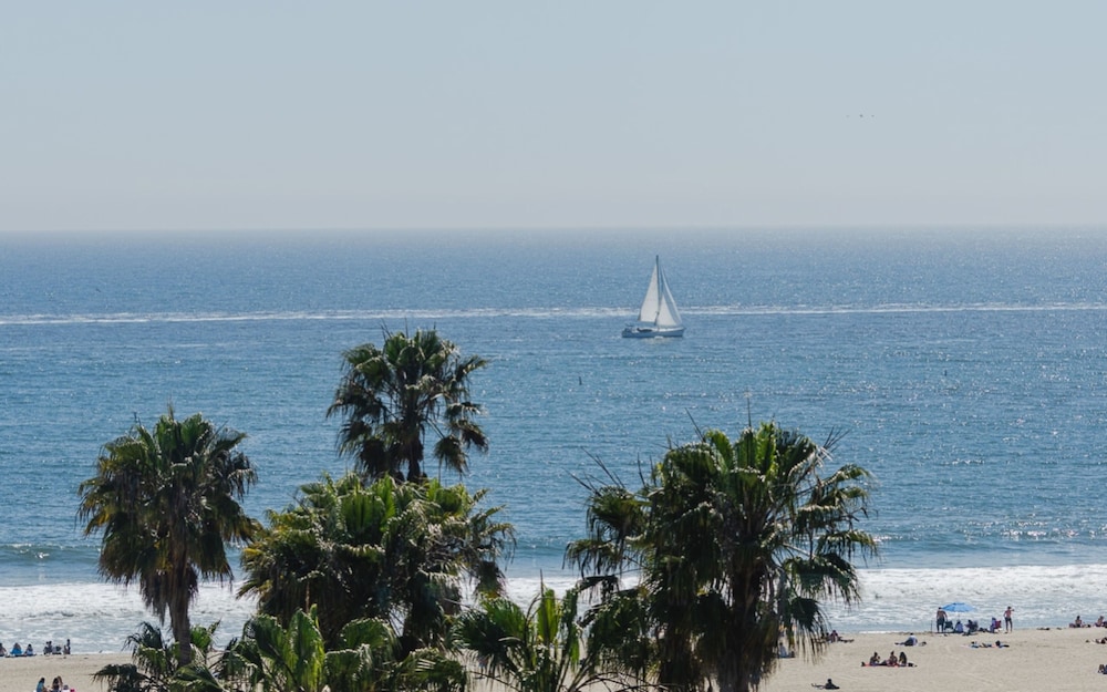 Regent Santa Monica Beach - photo 75