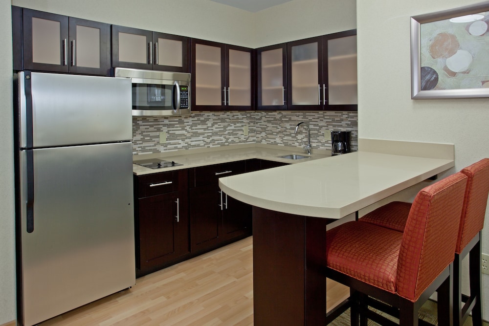 Staybridge Suites Houston Stafford Sugar Land an IHG Hotel - photo 4