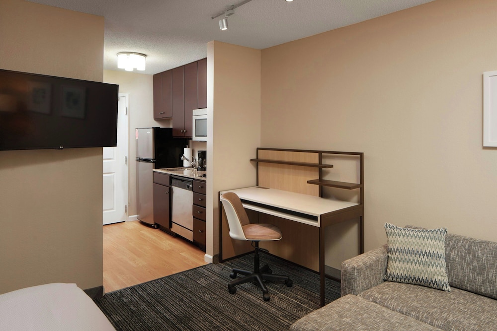 TownePlace Suites by Marriott Winchester - photo 4