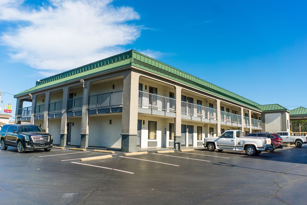 Quality Inn & Suites Monticello - photo 66