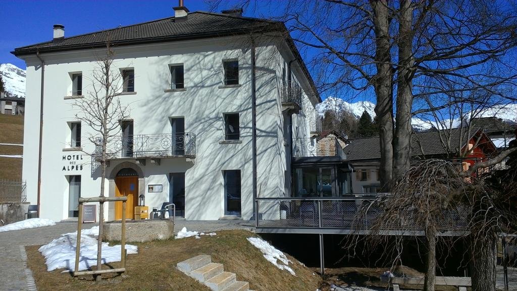 Hotel Des Alpes — Faido