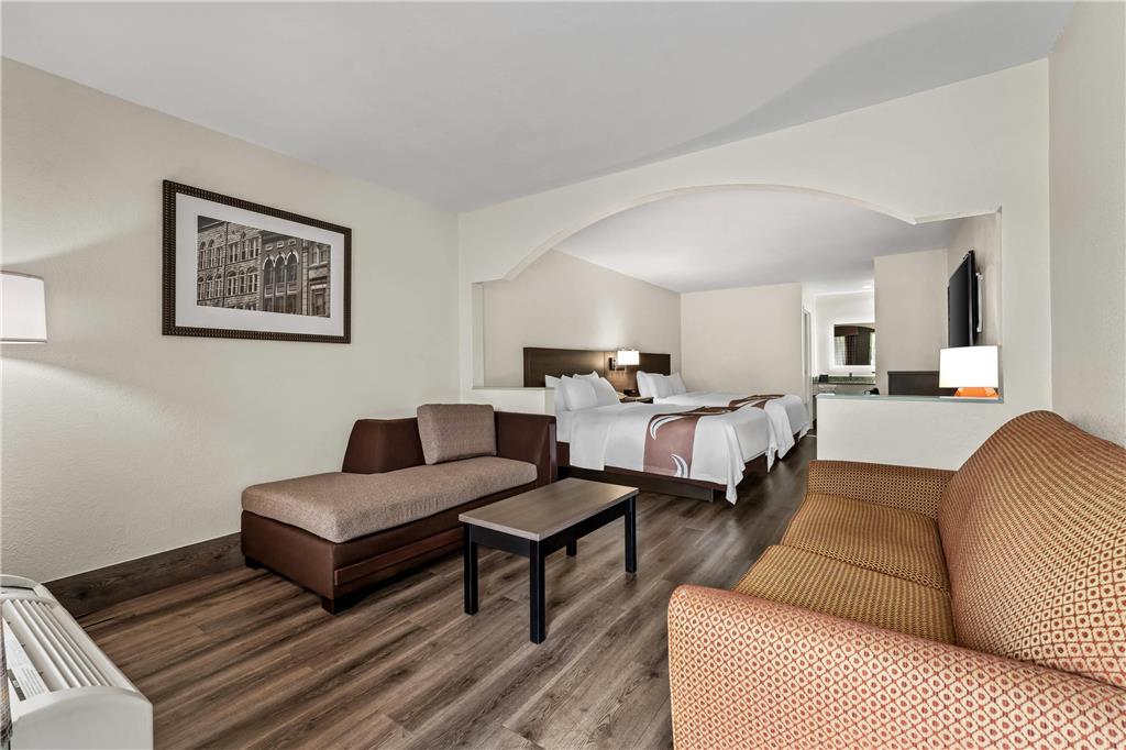 Quality Inn & Suites near Robins Air Force Base - photo 46