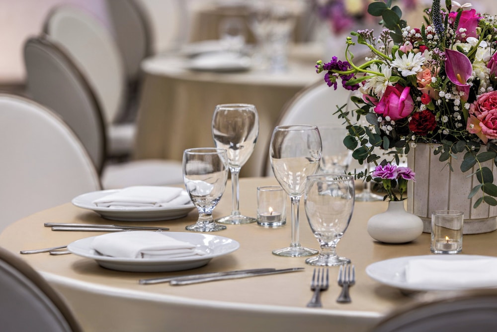 Crowne Plaza Auburn Hills by IHG - photo 60