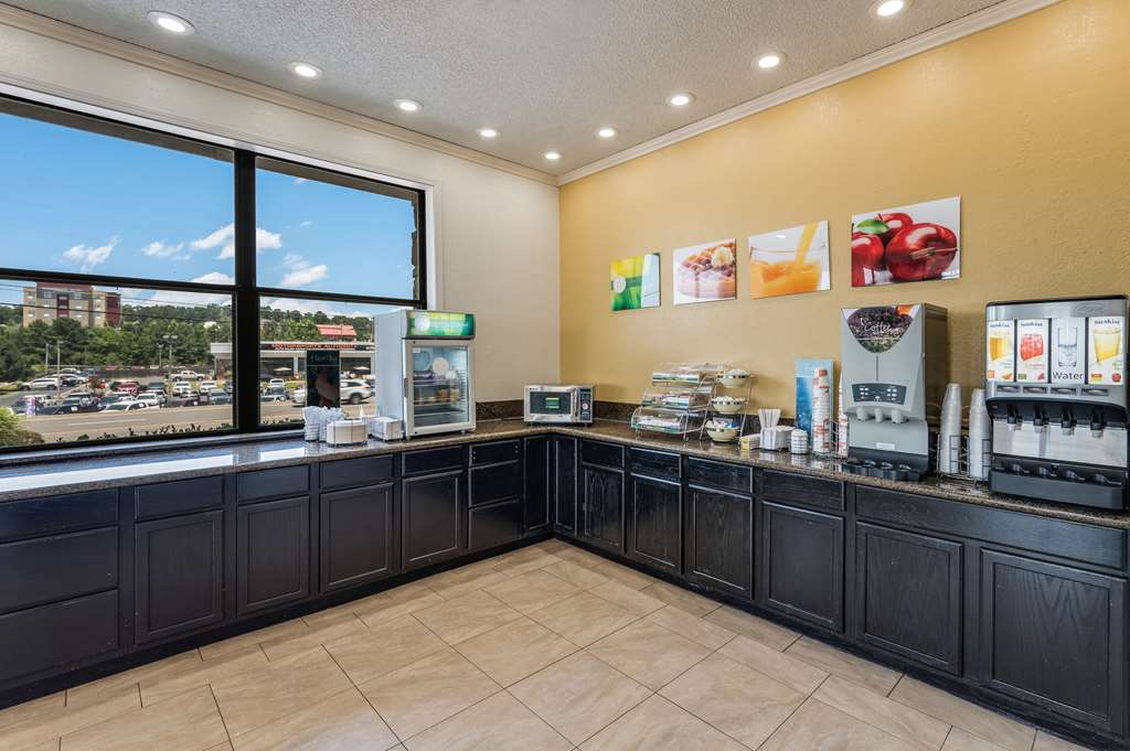 Quality Inn & Suites Hot Springs Lake Hamilton - photo 29
