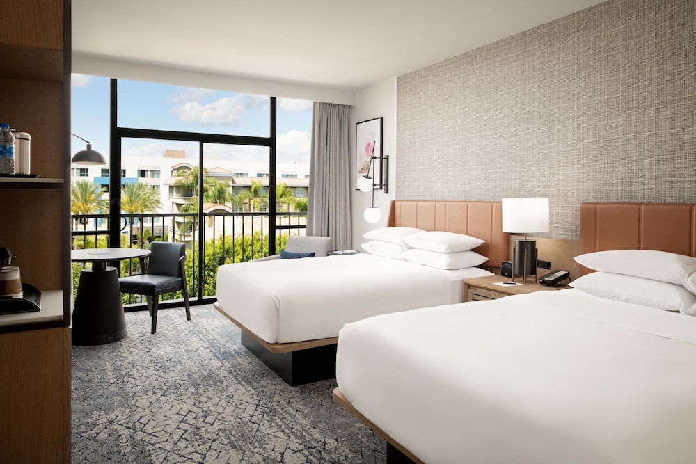 Sheraton Park Hotel at the Anaheim Resort - photo 29
