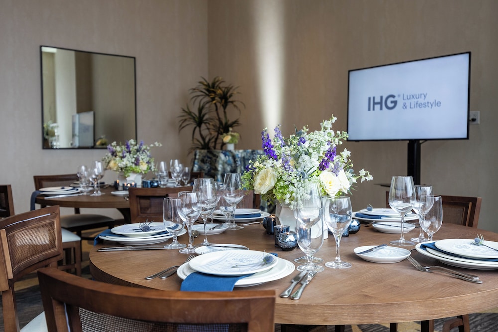 Kimpton Hotel Palomar Phoenix Cityscape by IHG - photo 144