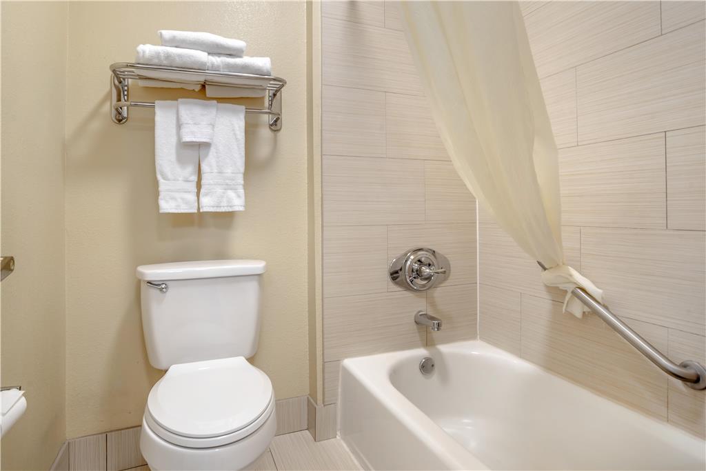 Best Western Plus Bessemer Hotel & Suites - photo 19