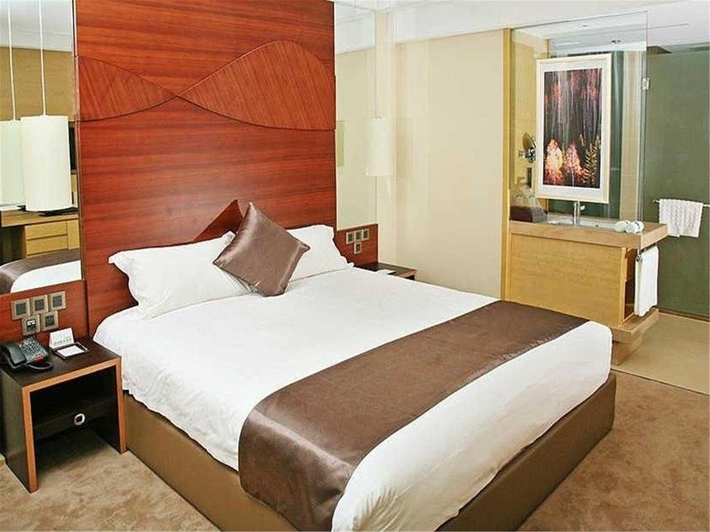 Purple Bamboo Hotel - last minute hotel in Beijing