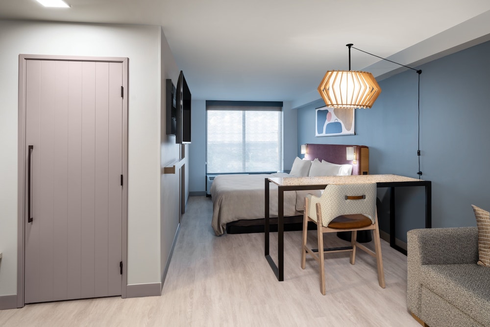 Atwell Suites Austin Airport by IHG - photo 19