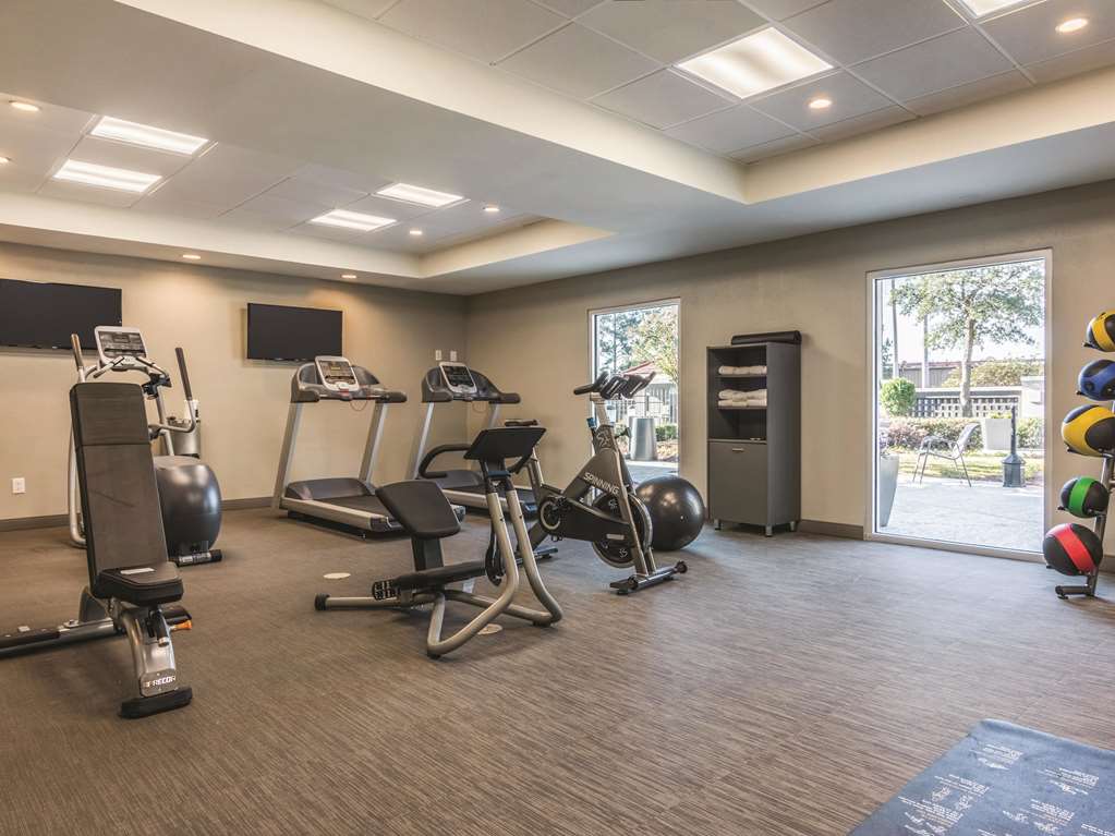 La Quinta Inn & Suites by Wyndham Shreveport Airport - photo 18