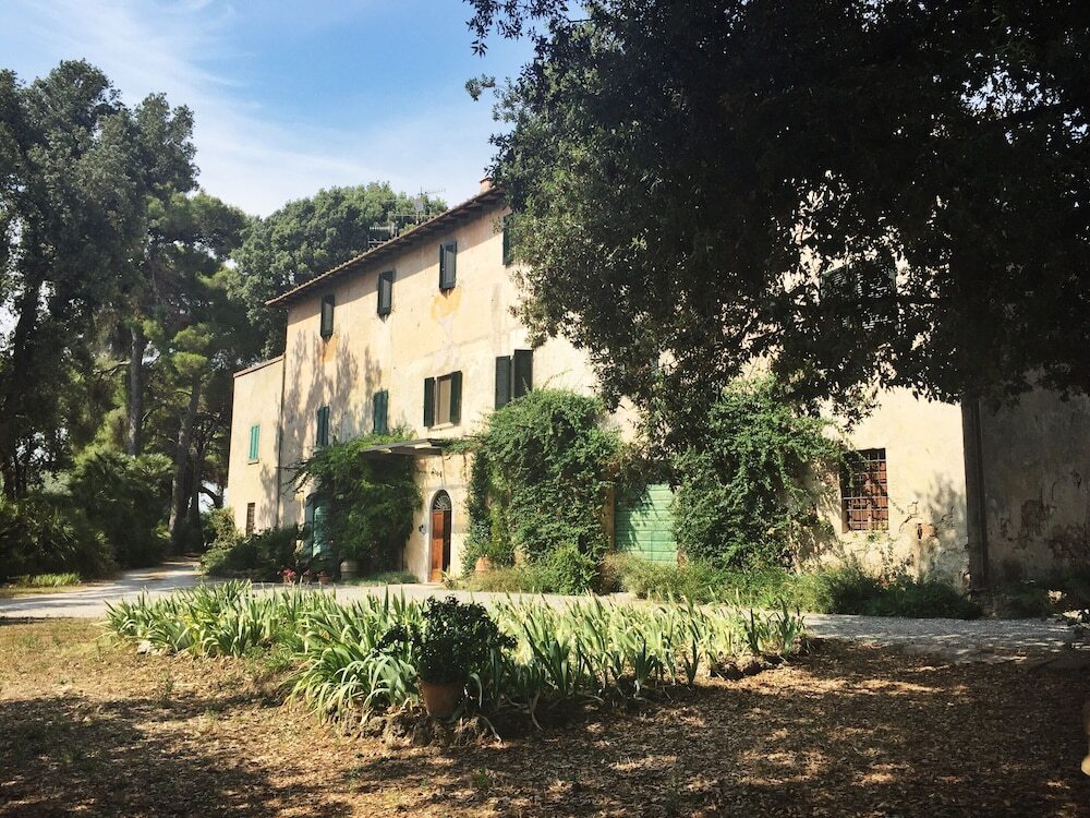 Villa Santa Giulia — 4-Star Luxury Hotel in Piombino, Italy