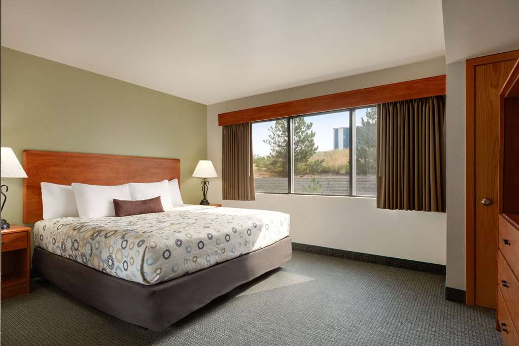 AmericInn by Wyndham Havre - photo 37