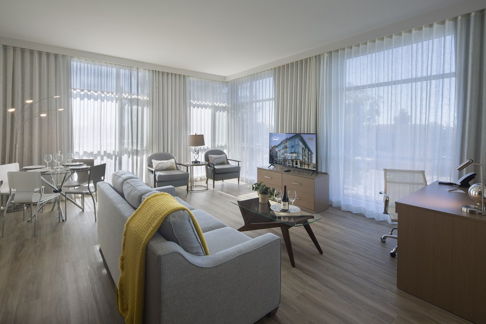 Art House Hotel - photo 11