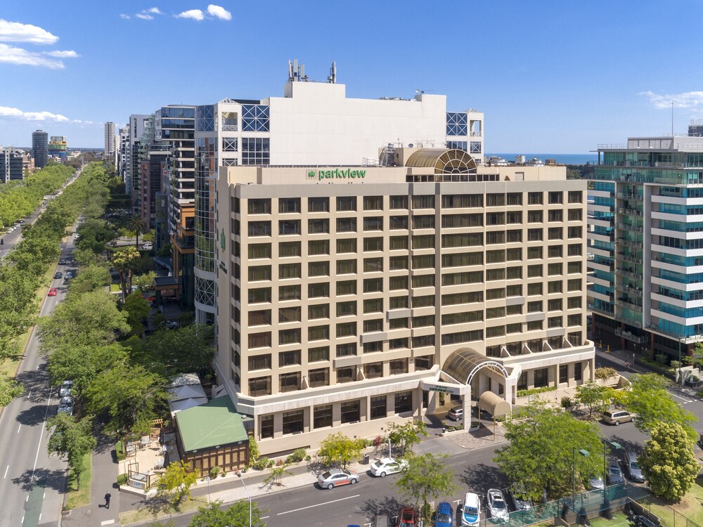 View Melbourne - carbon neutral hotel in Melbourne