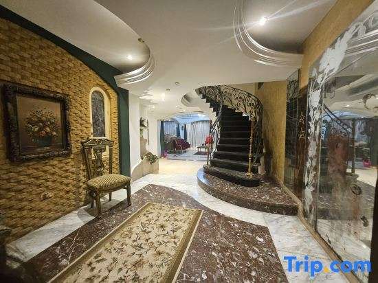 Villa Apartment Nile View in City Center Near Grand Museam — 4-Star Luxury Hotel in Cairo, Egypt