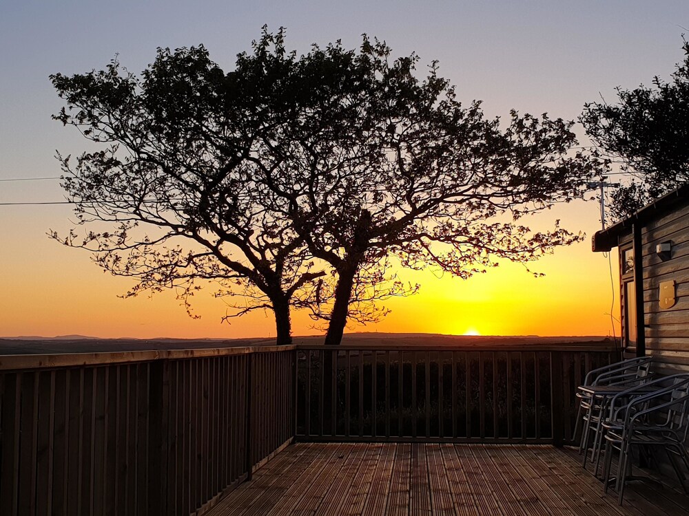 Polborder Holidays - carbon neutral hotel in Looe