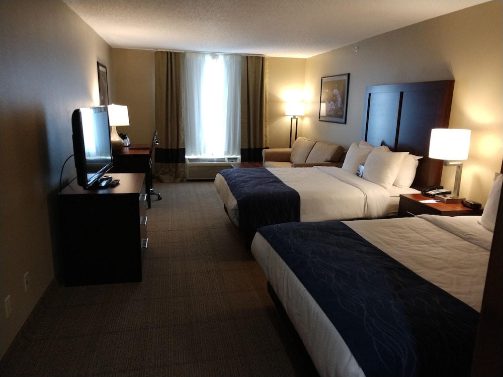 City Express by Marriott Milford Cooperstown - photo 11