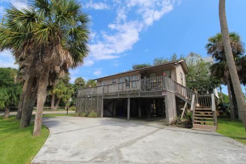 Steele Magnolias on Folly in Folly Beach, United States