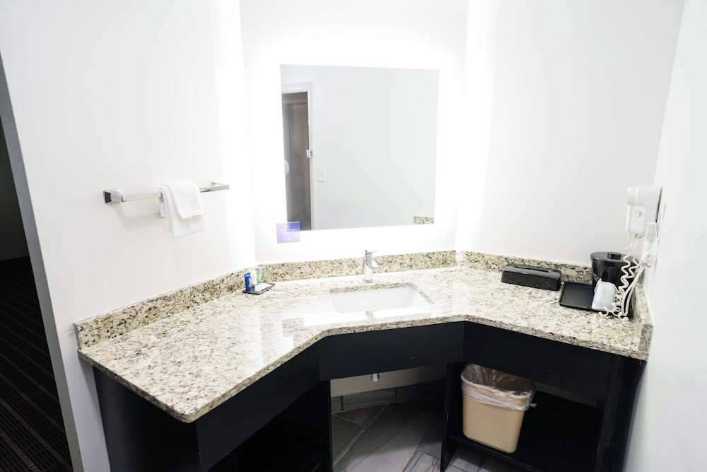 Sleep Inn & Suites Knoxville West - photo 48