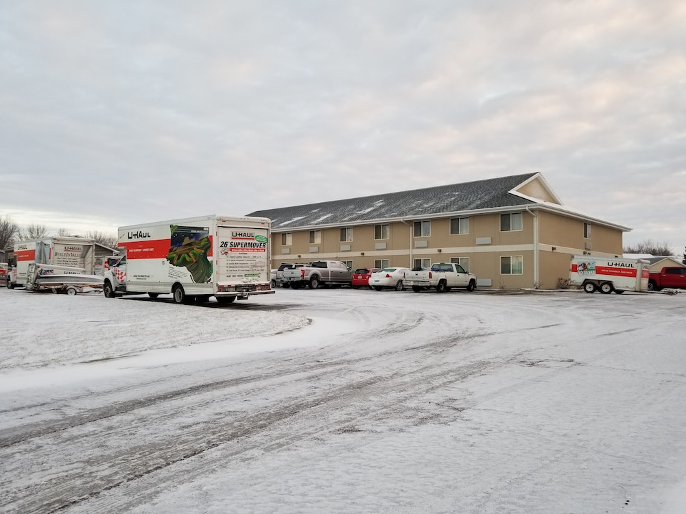 Bilmar Inn & Suites Dell Rapids Near Sioux Falls - photo 189